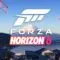 Logotipo Forza Horizon 6 sobre paisagem com Monte Fuji nevado, cerejeiras em flor e vilarejo japonês ao fundo.